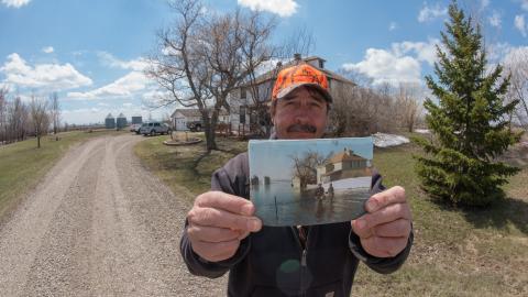 House flood survivor