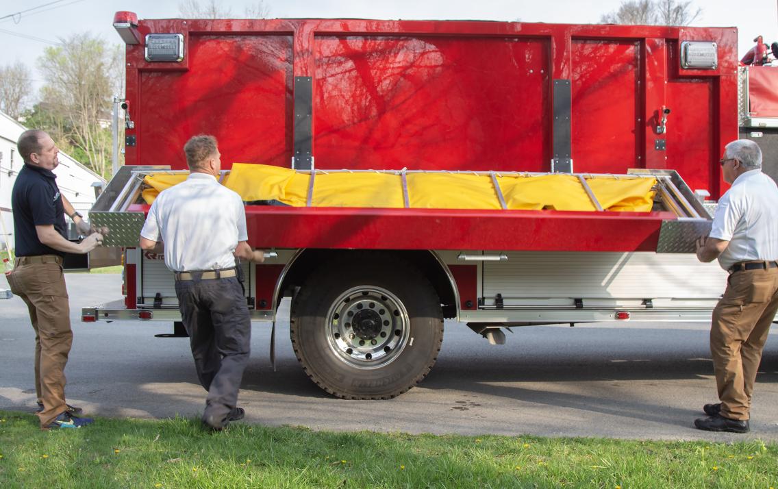 St. Paul firefighters demo features of Tanker 88