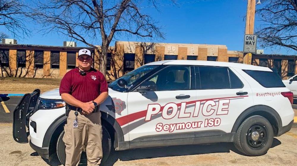 Seymour ISD proudly displaying their new cruiser