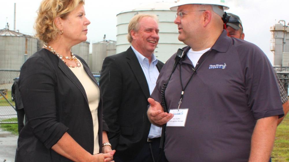 Photo: USDA Rural Business and Cooperatives Administrator Lillian Salerno and Three Rivers Energy employee Erik Chaffer.