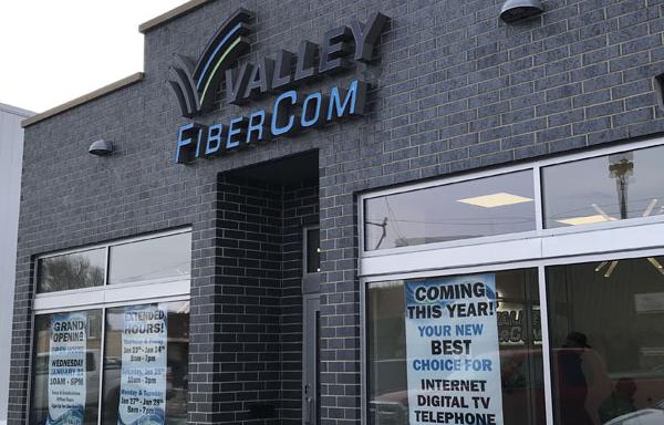 Valley telecommunications store front