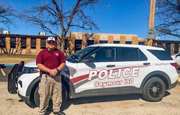Seymour ISD proudly displaying their new cruiser